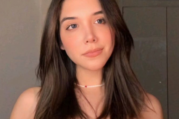 ¿Quién Es Beth Cast, La Influencer Que Despierta La Curiosidad De Todos Por Su Vídeo Filtrado?