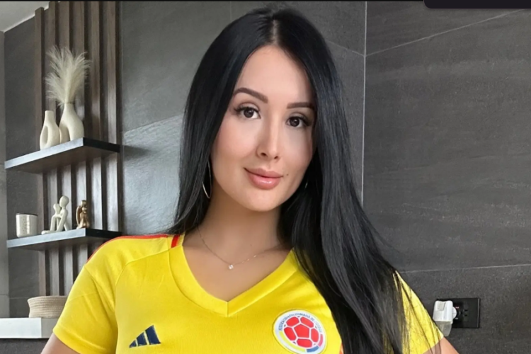 Enlace a La Colección se Vídeos Virales se Kathrin Carvajal, ¡Echa Un Vistazo Aquí! Duración Original Completa.